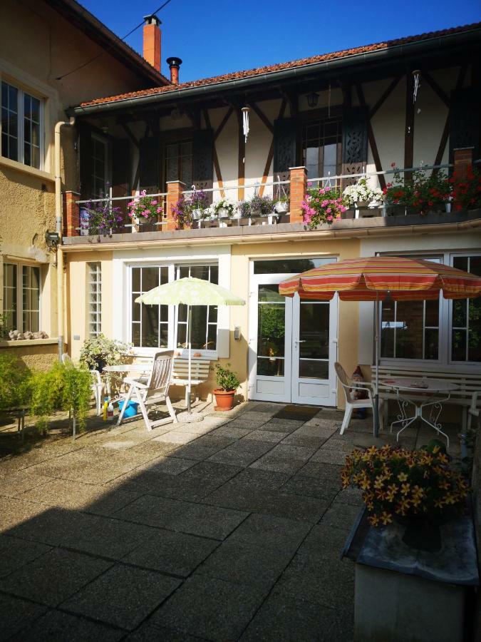 La Garde Chambres d'hôtes Charancieu Extérieur photo